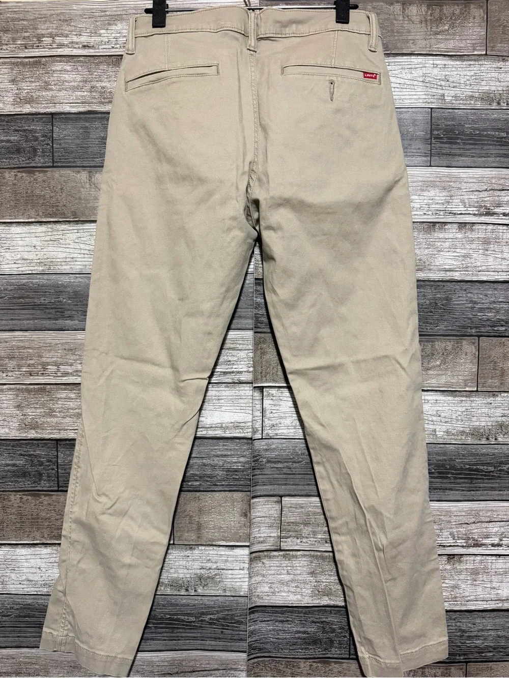 Levis excellent preowned